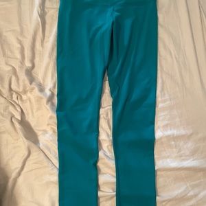 Gym leggings, size medium